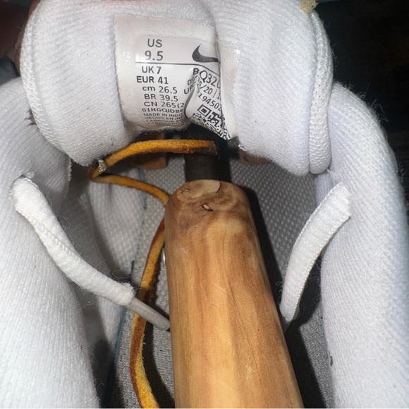 Nike Revolution 5 White Gold Women’s Running Sneaker Shoes Size 9.5 BQ3207-108 - Picture 8 of 9